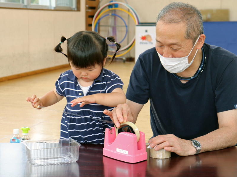 乳幼児親子わいわいひろば